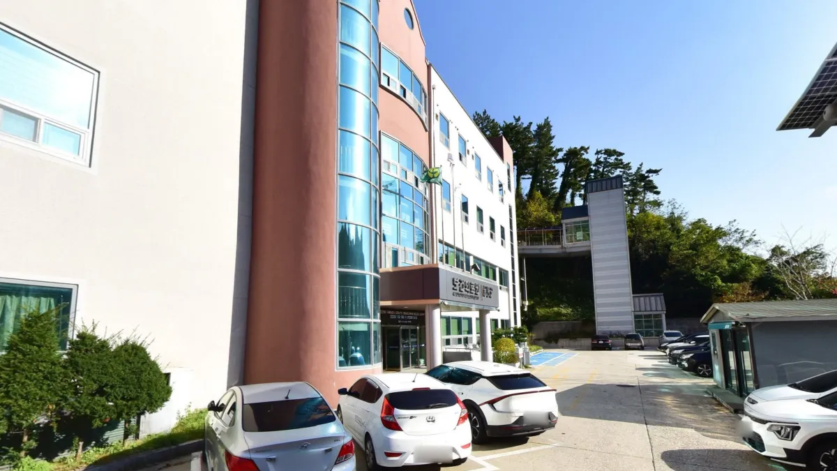 울릉군보건의료원장례식장 입구 전경