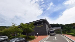 경주하늘마루장례식장 입구 전경