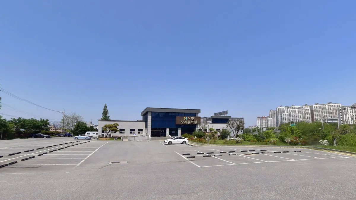 모현장례문화원 입구 전경
