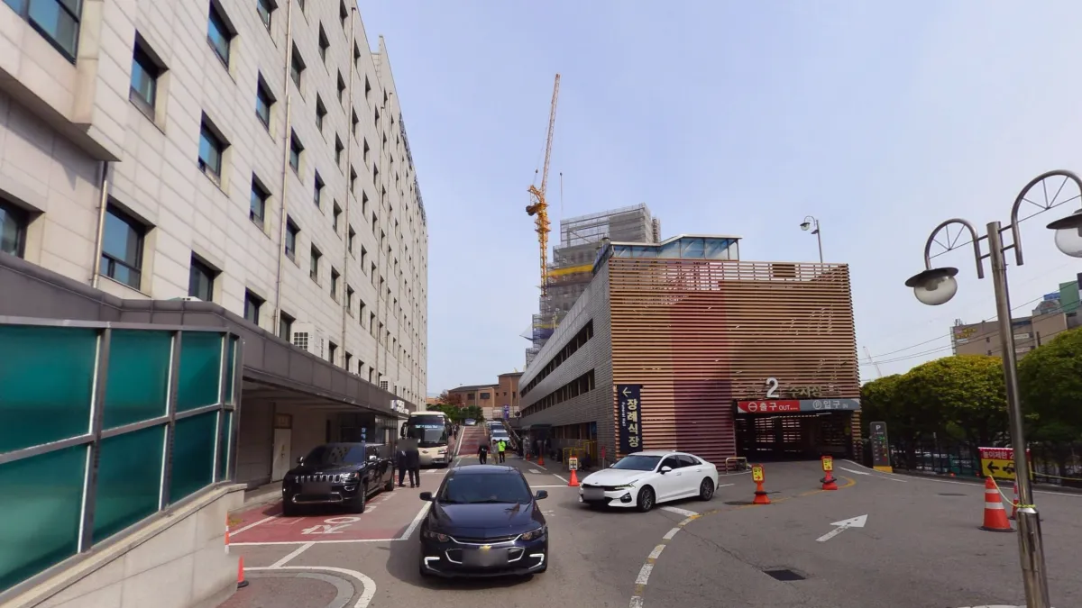 성빈센트병원장례식장 입구 전경