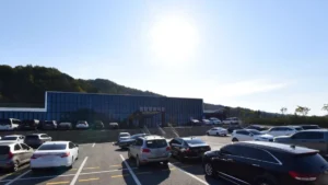 청담장례문화원 입구 전경