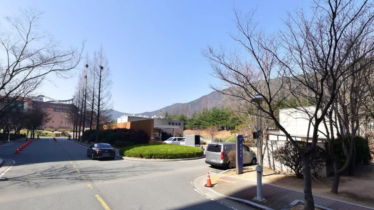 양산부산대학교병원장례식장 입구 전경
