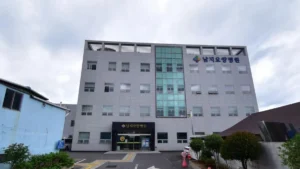 남지요양병원장례식장 입구 전경