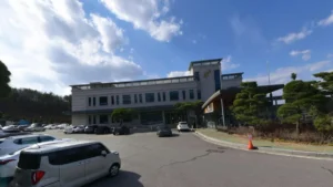 교원예움 강원장례식장 입구 전경