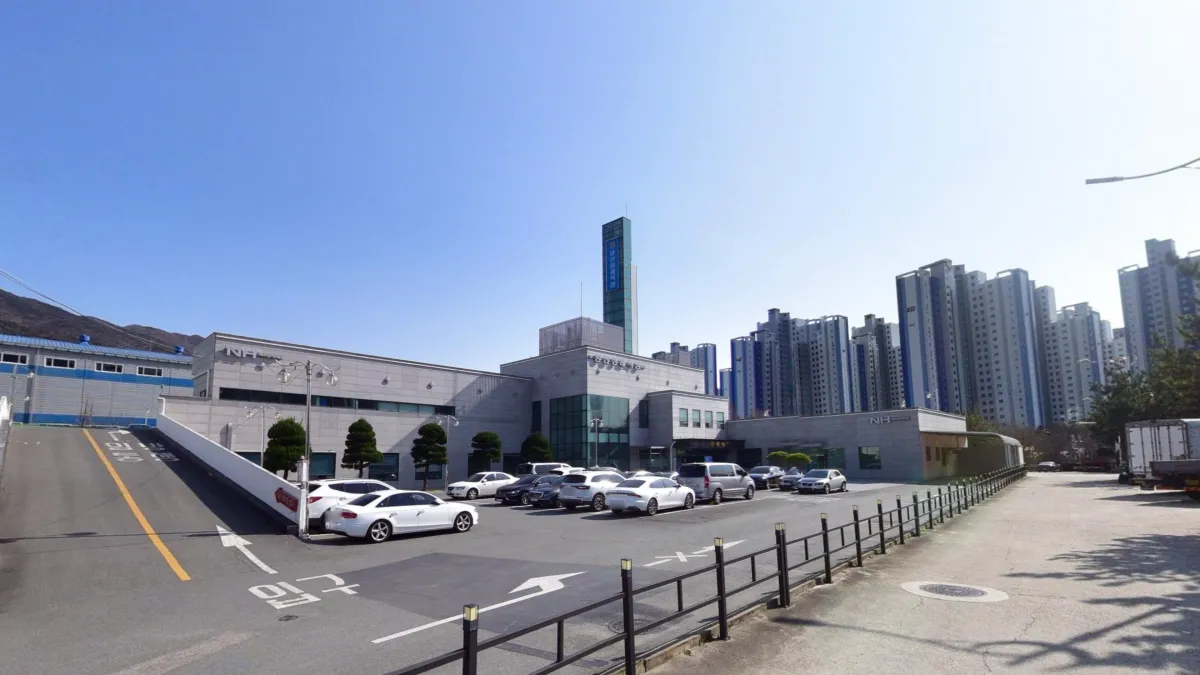 양산농협 양산장례식장 입구 전경