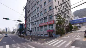 김해중앙병원장례식장 입구 전경