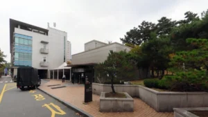 강동경희대학교병원장례식장 입구 전경