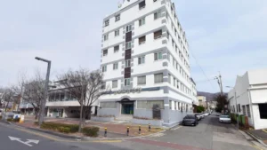 김해성모요양병원장례식장 입구 전경