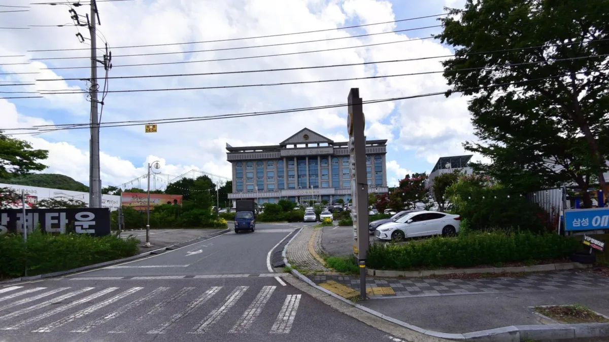 브이아이피장례타운 입구 전경