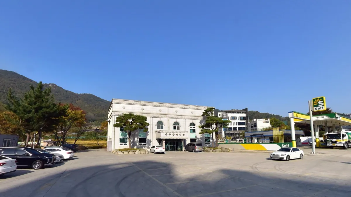 나주장례식장 입구 전경