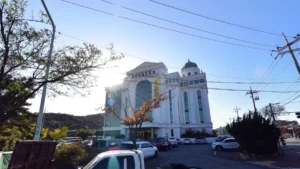 봉황장례식장 입구 전경