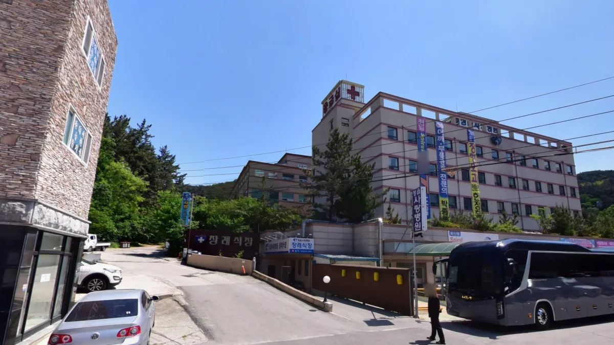 정읍사랑병원장례식장 입구 전경